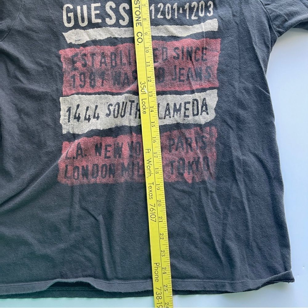 Vintage Guess V-Neck Short Sleeve T-Shirt, Gray, Size Medium - Picture 6 of 8